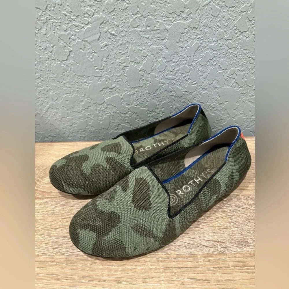 EUC Rothy’s The loafer Olive Camo Sz 6.5